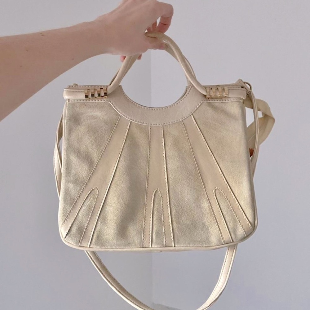 Vintage cream leather handbag